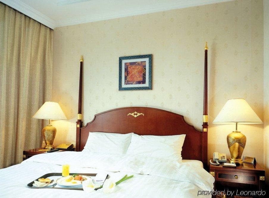 Plaza Hotel Pekín Habitación foto